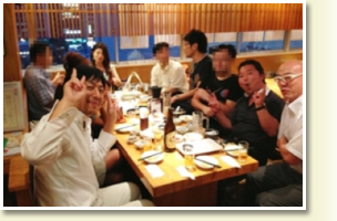 写真：交流・懇親会の様子